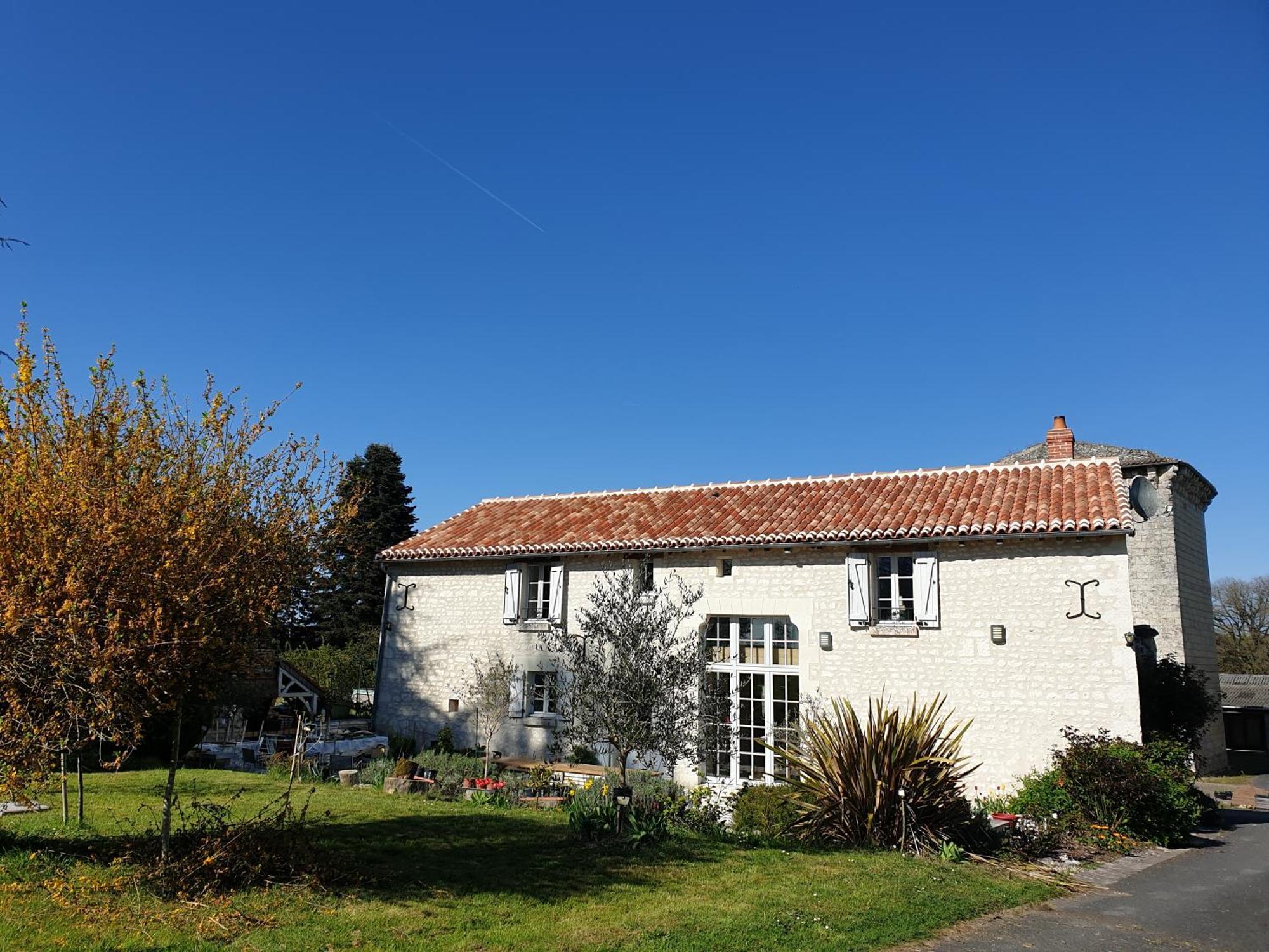 Bed and Breakfast La Tour du Raygnier à Verneuil-le-Chateau Extérieur photo